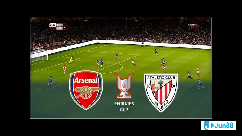 Các cầu thủ Athletic Bilbao và Arsenal đang cạnh tranh gay gắt trên sân cỏ Các cầu thủ Athletic Bilbao và Arsenal đang cạnh tranh gay gắt trên sân cỏ