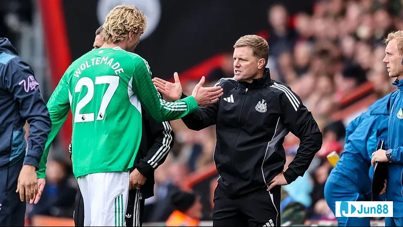 Cầu thủ Newcastle vượt qua hàng phòng ngự của Bradford City - "Newcastle" vs "Bradford Cầu thủ Newcastle vượt qua hàng phòng ngự của Bradford City - "Newcastle" vs "Bradford