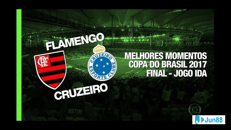 Cầu thủ Flamengo RJ với biểu cảm vui sướng sau khi ghi bàn trong trận đấu với Cruzeiro